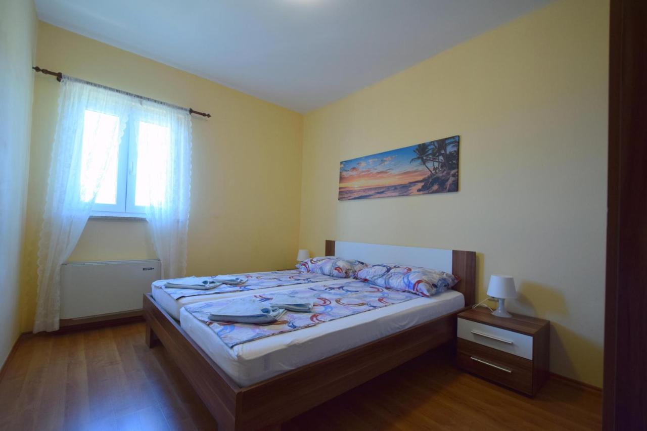 Apartment Pampas Omišalj Dış mekan fotoğraf